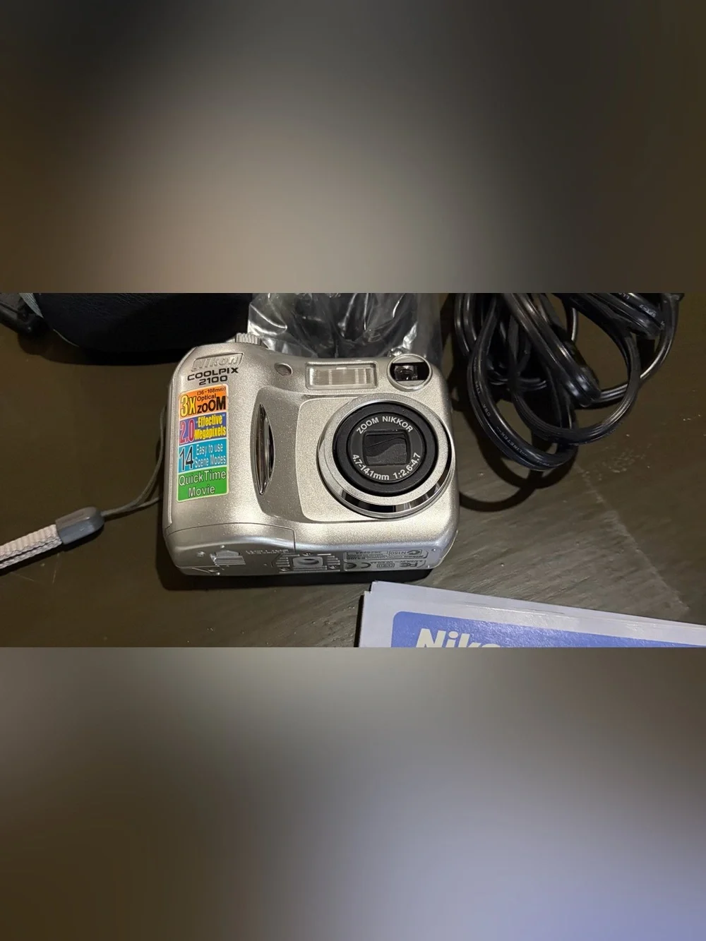 Nikon COOLPIX 2100 Silver Compact Digital Camera